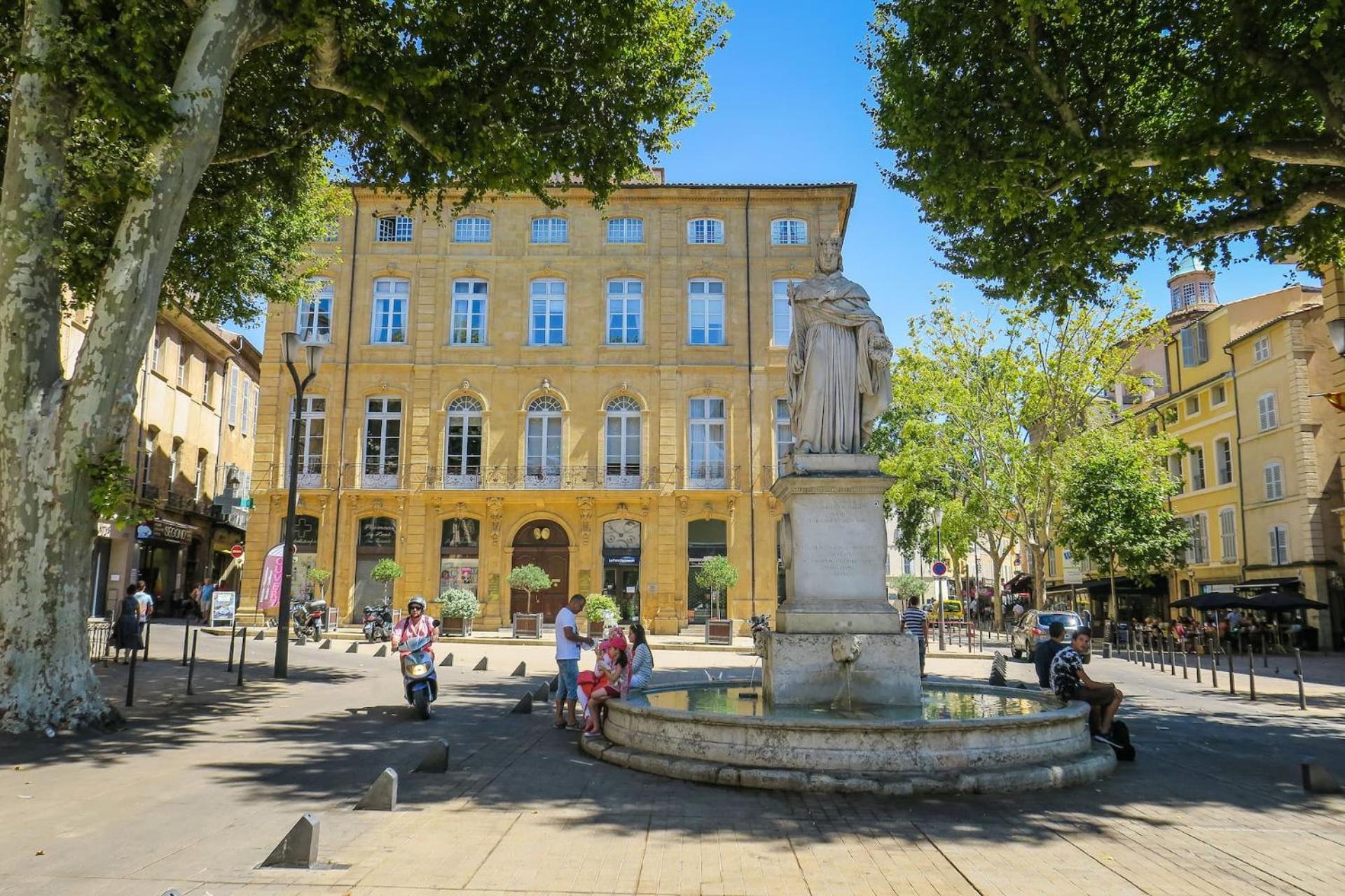 Nuitée En Provence